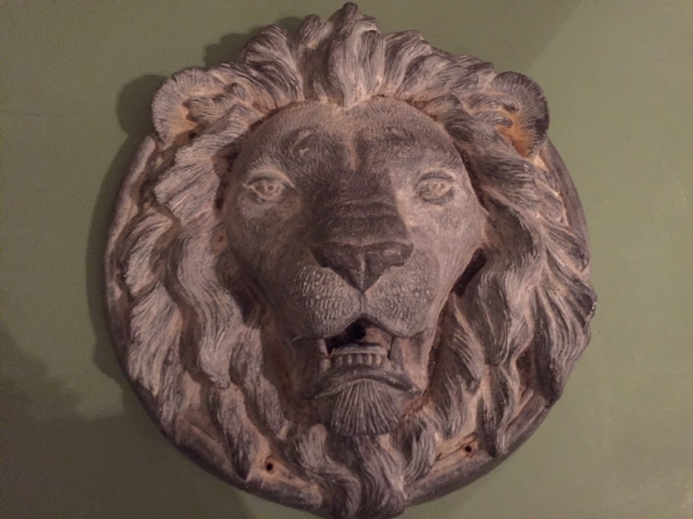 c19th castlead lion's mask wallfountain roundel