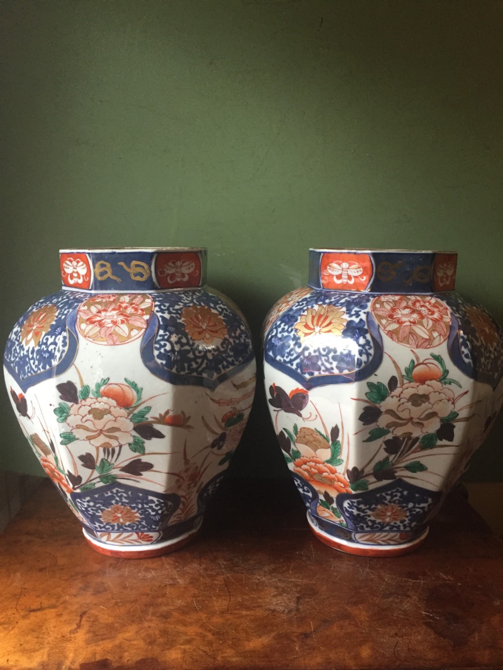 pair of c18th japanese imari palette porcelain vases