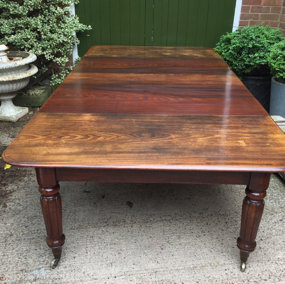 early c19th regency period mahogany extending dining table with 3 original additional leaves