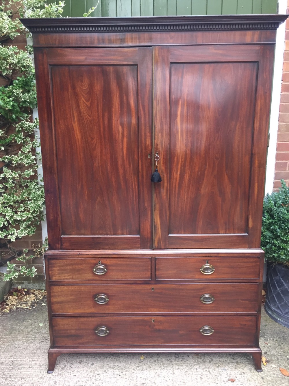 late c18th george iii period mahogany linen press wardrobe attributed to gillows of lancaster