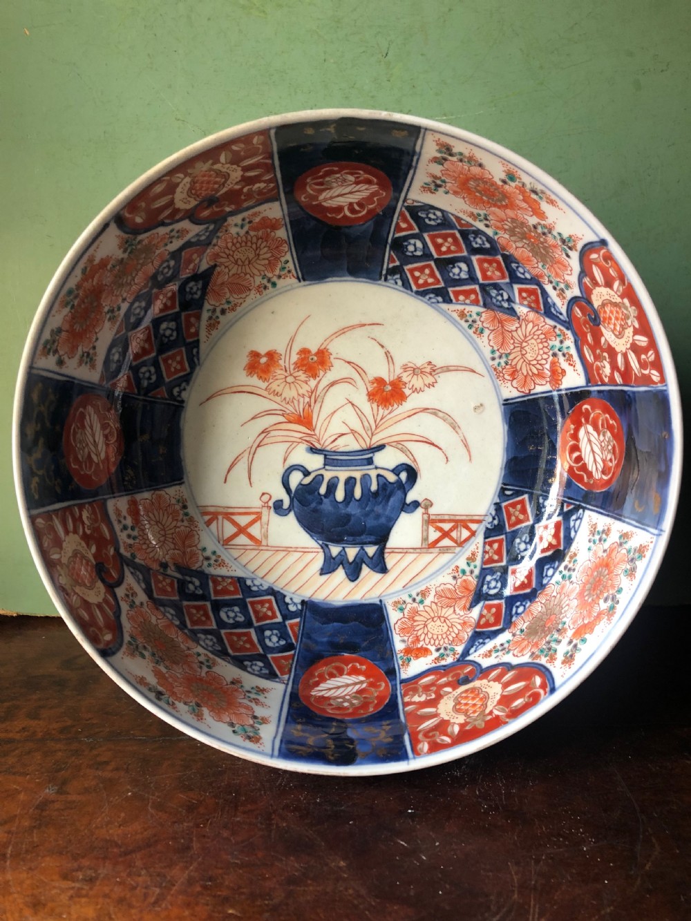 c18th japanese imari pattern porcelain bowl