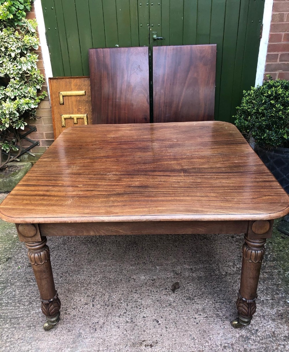 early c19th george iv period mahogany extending dining table