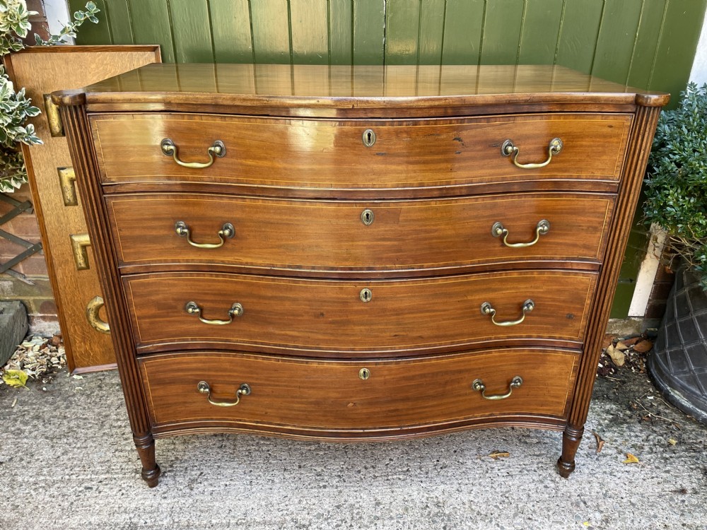 late c18th george iii sheraton period mahogany serpentine chest of drawers