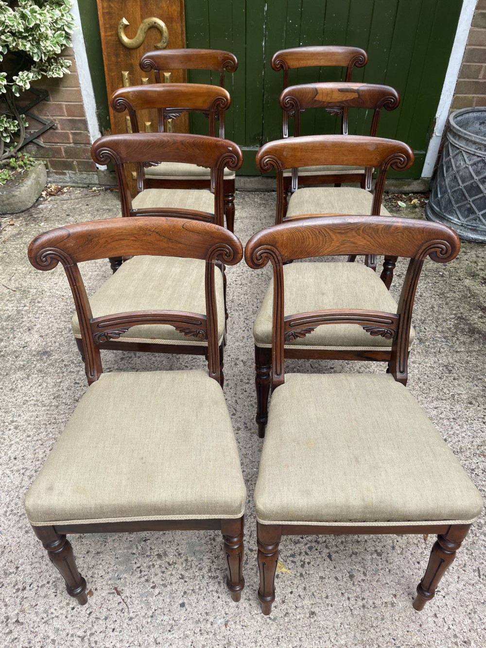 fine quality set of 8 early c19th george iv period rosewood dining chairs