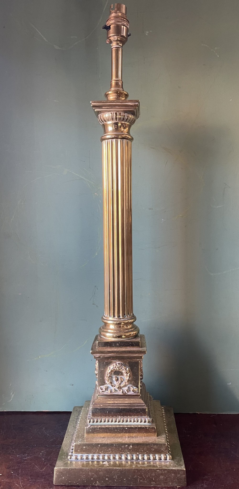 late c19th early c20th brass classical column table lamp of good large scale and proportions