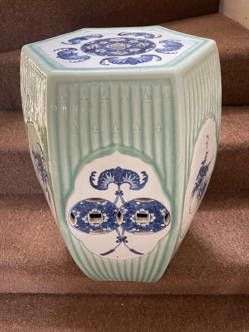 c19th chinese late qing dynasty celadon porcelain barrelshaped garden seat
